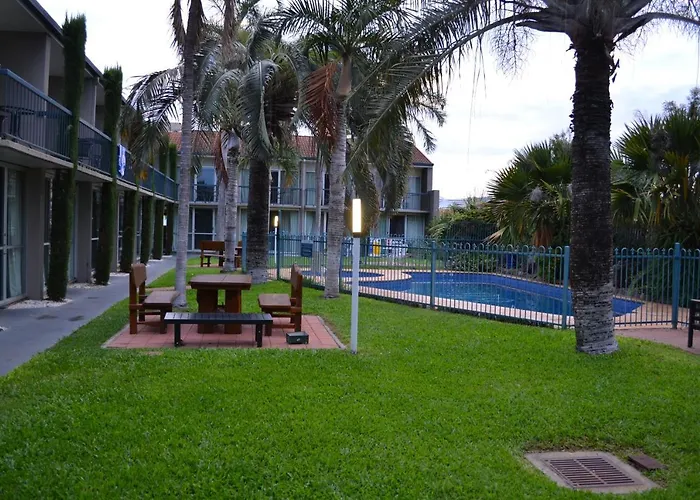 Motel 98