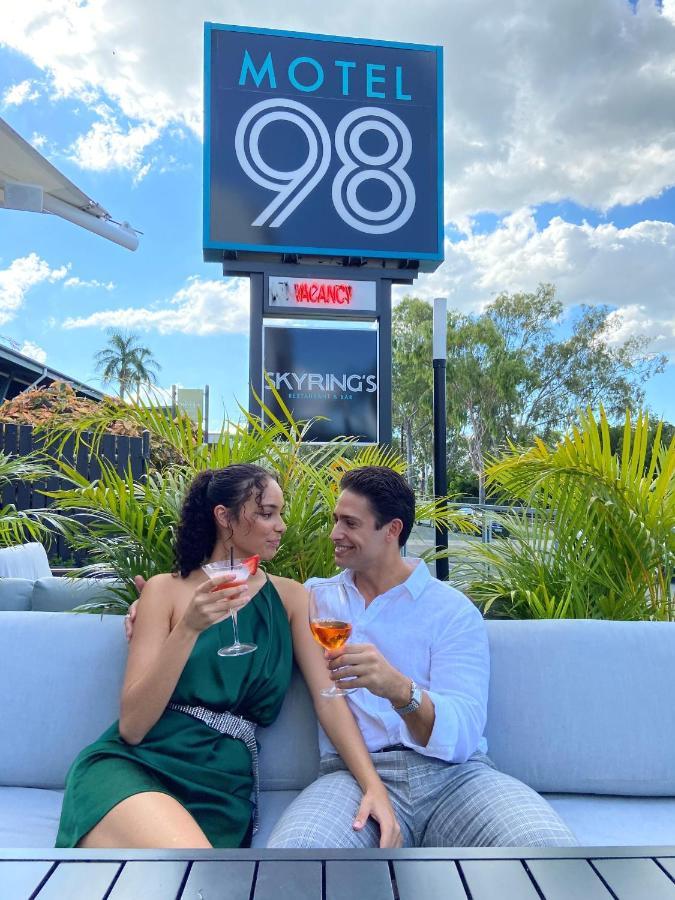 98 Motel 3*